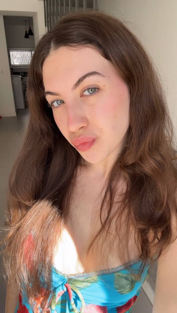 Nude girl Amber in Zhucheng